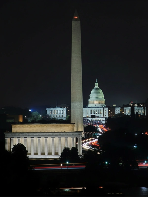 an image of washington DC at night